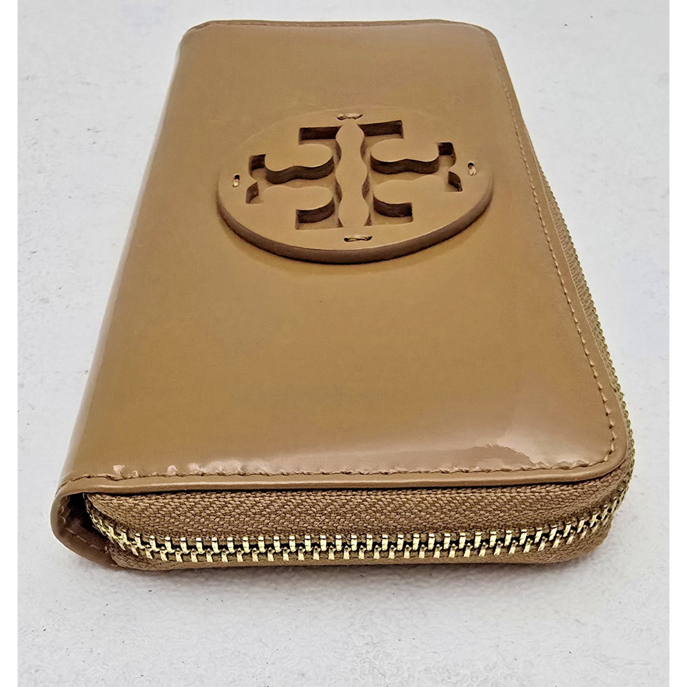 Tory Burch Patent Leather Zip Around Continental Wallet Caramel - Picture 8 of 11